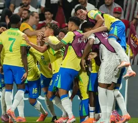 Mundial Sub-17: Brasil vence com gol no último minuto e avança à semifinal