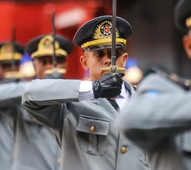 Rio autoriza concurso com 50 vagas para oficiais bombeiros