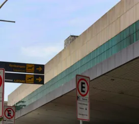 Santos Dumont continua fechado após vazamento na pista