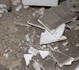 Teto desaba sobre cama de paciente em hospital da PM no Rio; vídeo