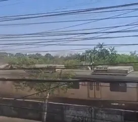 Trem descarrila no Rio e circulação é suspensa