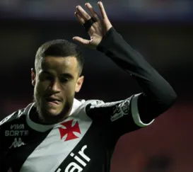 Vasco oficializa Coutinho em definitivo até 2026; veja detalhes