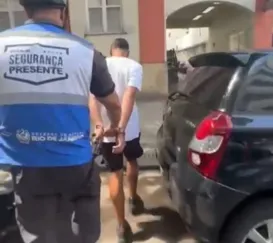 Vítima é jogada no chão e agredida por ladrão no Rio; vídeo