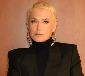 Xuxa é internada em São Paulo e passa por cirurgia