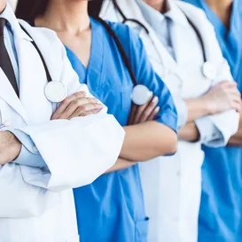 Botão do pânico é aprovado para proteger profissionais de saúde no RJ