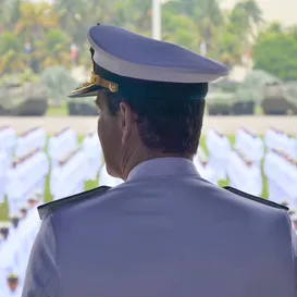 Concurso da Marinha com vagas para ensino médio e salário acima de R$ 6 mil