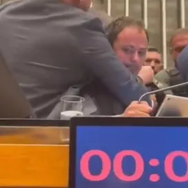 Imprensa é proibida de mostrar retirada de Glauber Braga