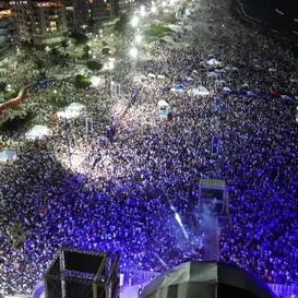 ‘Resgate de alegria’, Cabo Frio celebra réveillon com 1,5 milhão de pessoas