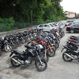 São Gonçalo realiza novo leilão de veículos; veja como participar