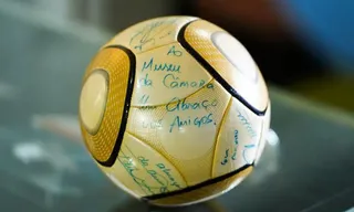 Imagem ilustrativa da imagem Acusado de furtar bola autografada por Neymar pode ser condenado