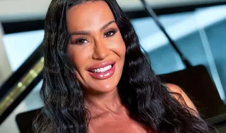 Imagem ilustrativa da imagem Arma na cabeça! Gracyanne Barbosa é rendida por assaltantes no Rio