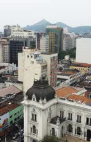 Imagem ilustrativa da imagem Assaltante ataca estabelecimento comercial e acaba rendido por populares em Niterói