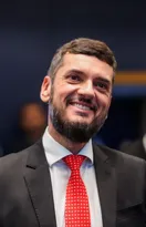 Imagem ilustrativa da imagem Bacellar é solto por companheiros da Alerj