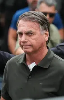 Imagem ilustrativa da imagem Bolsonaro permanece preso após alegar 'paranoia' para retirar tornozeleira