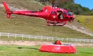 Imagem ilustrativa da imagem Bombeiros lutam contra fogo em reserva de Niterói