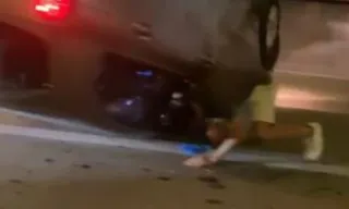 Imagem ilustrativa da imagem Capotamento com vítima presa no carro em mergulhão de Niterói