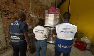 Imagem ilustrativa da imagem Cheirinho de maracutaia: amaciante falso era vendido como marca famosa