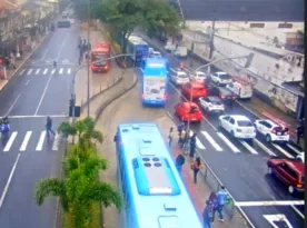 Imagem ilustrativa da imagem Chuva complica o trânsito em Niterói e nos acessos à Ponte