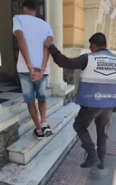Imagem ilustrativa da imagem Com 11 anotações, homem é preso após assaltar em Niterói