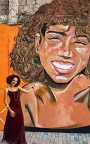 Imagem ilustrativa da imagem Consciência Negra: famosos comemoram painéis em São Gonçalo