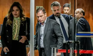 Imagem ilustrativa da imagem Defesa pede que STF extinga pena de Mauro Cid