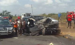 Imagem ilustrativa da imagem Dois mortos em acidente grave envolvendo boxeador famoso