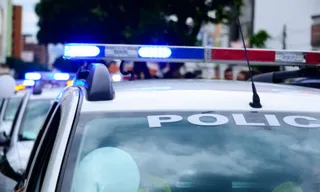 Imagem ilustrativa da imagem Dois suspeitos presos por roubar joias do museu do Louvre