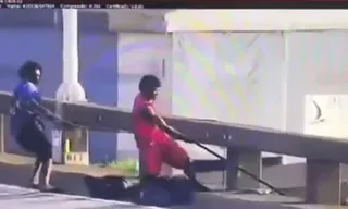 Imagem ilustrativa da imagem Dupla é flagrada furtando cabos na Ponte Rio-Niterói; vídeo