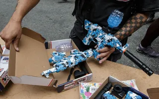 Imagem ilustrativa da imagem Fabricação e venda de armas de gel são proibidas no Rio