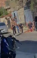 Imagem ilustrativa da imagem Flagrante mostra ação policial contra criminoso em São Gonçalo