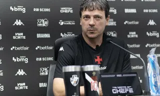 Imagem ilustrativa da imagem 'Frustrante', diz Diniz após Vasco ceder empate nos acréscimos