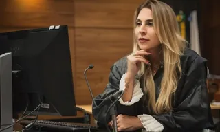 Imagem ilustrativa da imagem Juíza viúva de policial morto no Rio vai ganhar honraria na Alerj