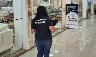 Imagem ilustrativa da imagem Loja de móveis é autuada por irregularidades em Niterói