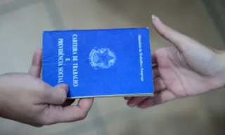 Imagem ilustrativa da imagem Mais de 2,5 mil vagas de emprego e estágio abertas no Rio