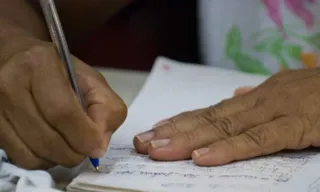 Imagem ilustrativa da imagem Mais de 45 mil vagas na EJA no Rio; veja como se inscrever