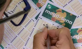 Imagem ilustrativa da imagem Mega-Sena acumula e prêmio chega a R$ 90 milhões; veja resultado