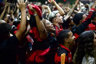 Imagem ilustrativa da imagem Meio-dia é intervalo! Rio para por Flamengo e Vasco nesta quarta