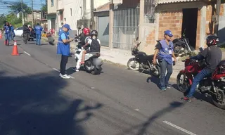 Imagem ilustrativa da imagem Motociclistas ficam a pé durante blitz em Niterói