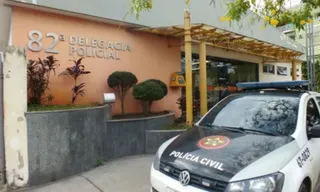 Imagem ilustrativa da imagem Padrasto é preso por filmar enteada de 14 anos no banho em Maricá