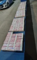 Imagem ilustrativa da imagem Polícia acha mais de 100 celulares sem nota fiscal com motorista mentiroso