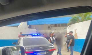 Imagem ilustrativa da imagem Prisão chama atenção em frente ao Caio Martins em Niterói