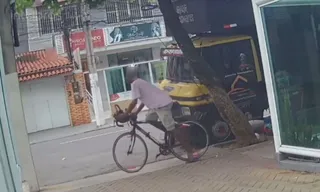 Imagem ilustrativa da imagem 'Terror das bicicletas' de Niterói é preso em Icaraí; vídeo