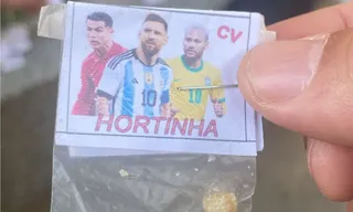 Imagem ilustrativa da imagem Tráfico com figurinhas de Neymar, Messi e CR7 é descoberto em SG