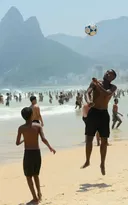 Imagem ilustrativa da imagem Vai dar praia? Veja como fica o tempo no fim de semana