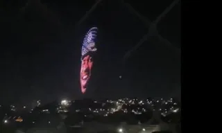 Imagem ilustrativa da imagem Vini Jr 'brilha' no céu de São Gonçalo e impressiona moradores; assista