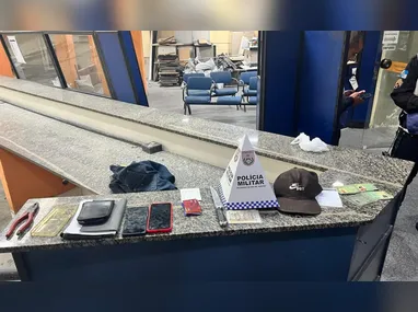 Este não é o primeiro evento que MC Poze se apresenta com a plateia de traficantes armados