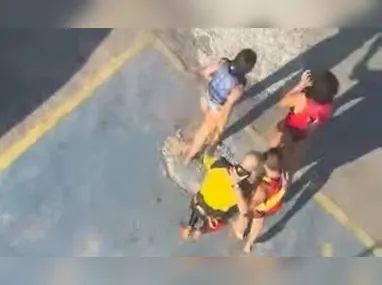 No último sábado (21), mais de 70 pessoas foram resgatadas no mar pelo Corpo de Bombeiros