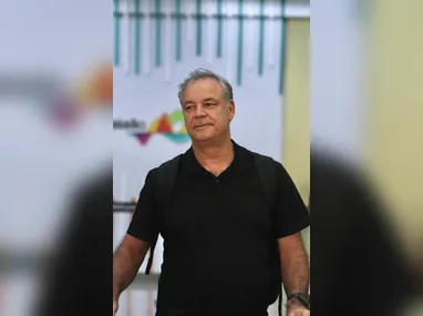 Situação dificulta a mobilidade de pedestres
