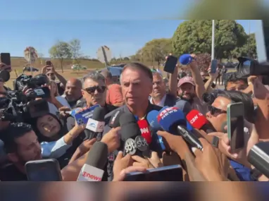 Imagem ilustrativa da imagem Bolsonaro diz que tornozeleira é ‘suprema humilhação’