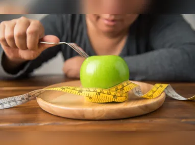Imagem ilustrativa da imagem Cuidado! Esses 7 erros sabotam sua dieta sem você perceber